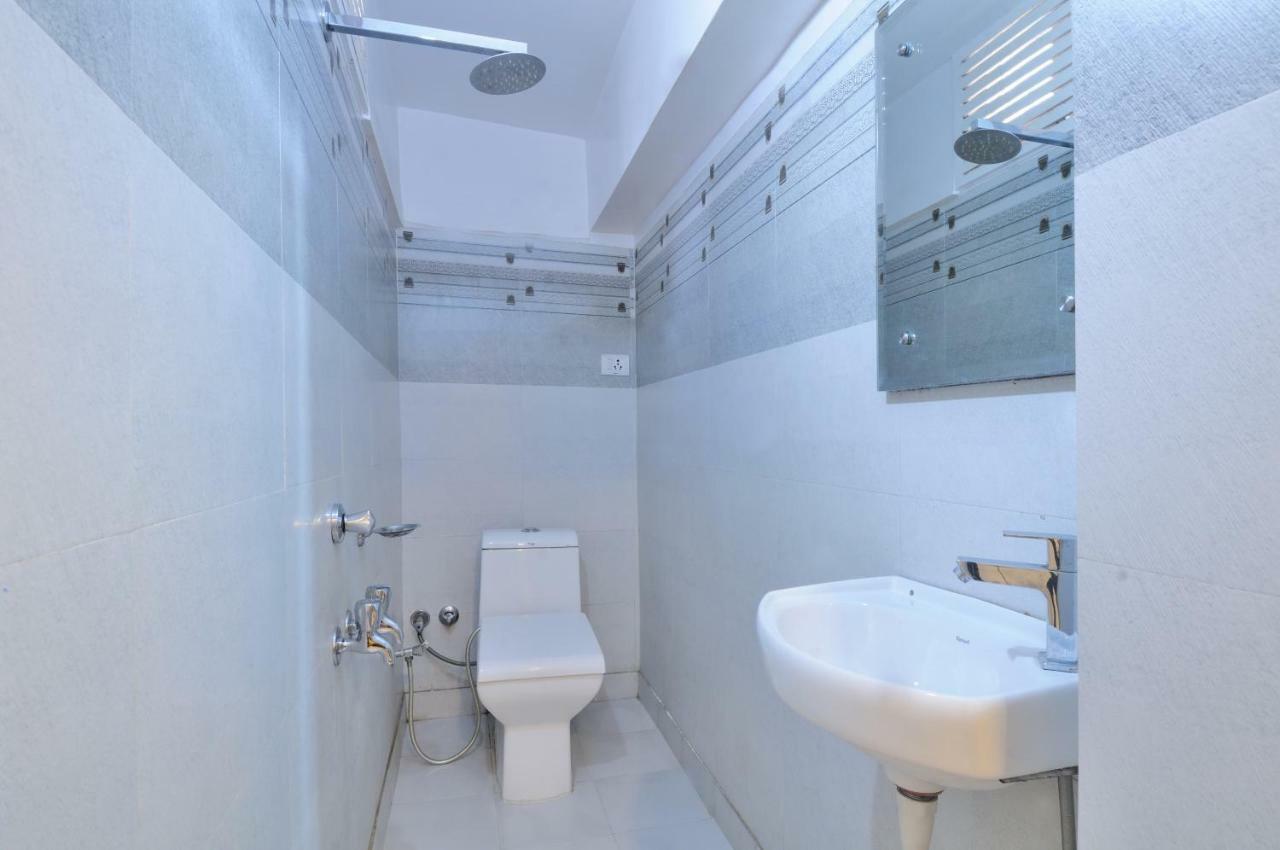 Hotel Lahorimal Deluxe Új-Delhi Kültér fotó