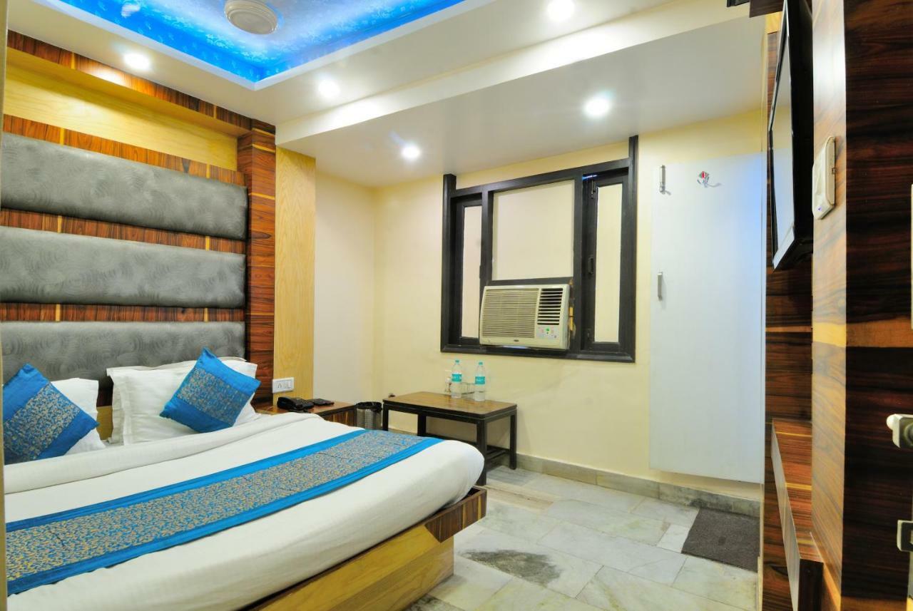 Hotel Lahorimal Deluxe Új-Delhi Kültér fotó