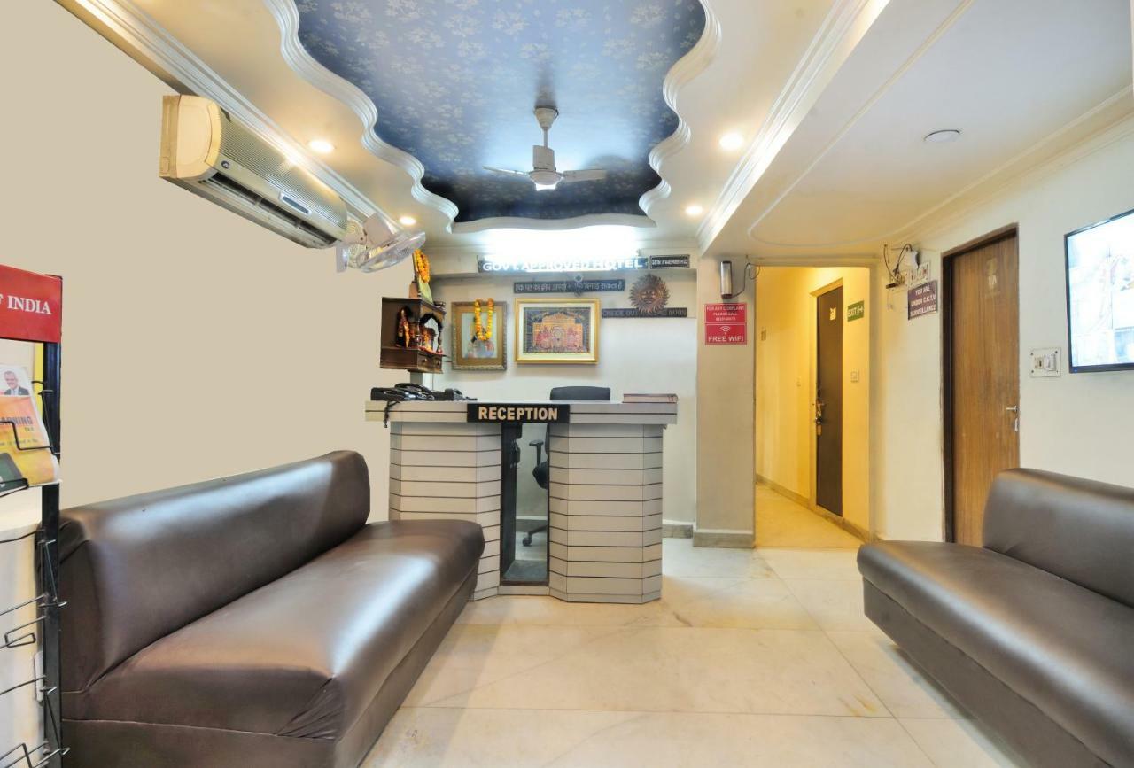 Hotel Lahorimal Deluxe Új-Delhi Kültér fotó