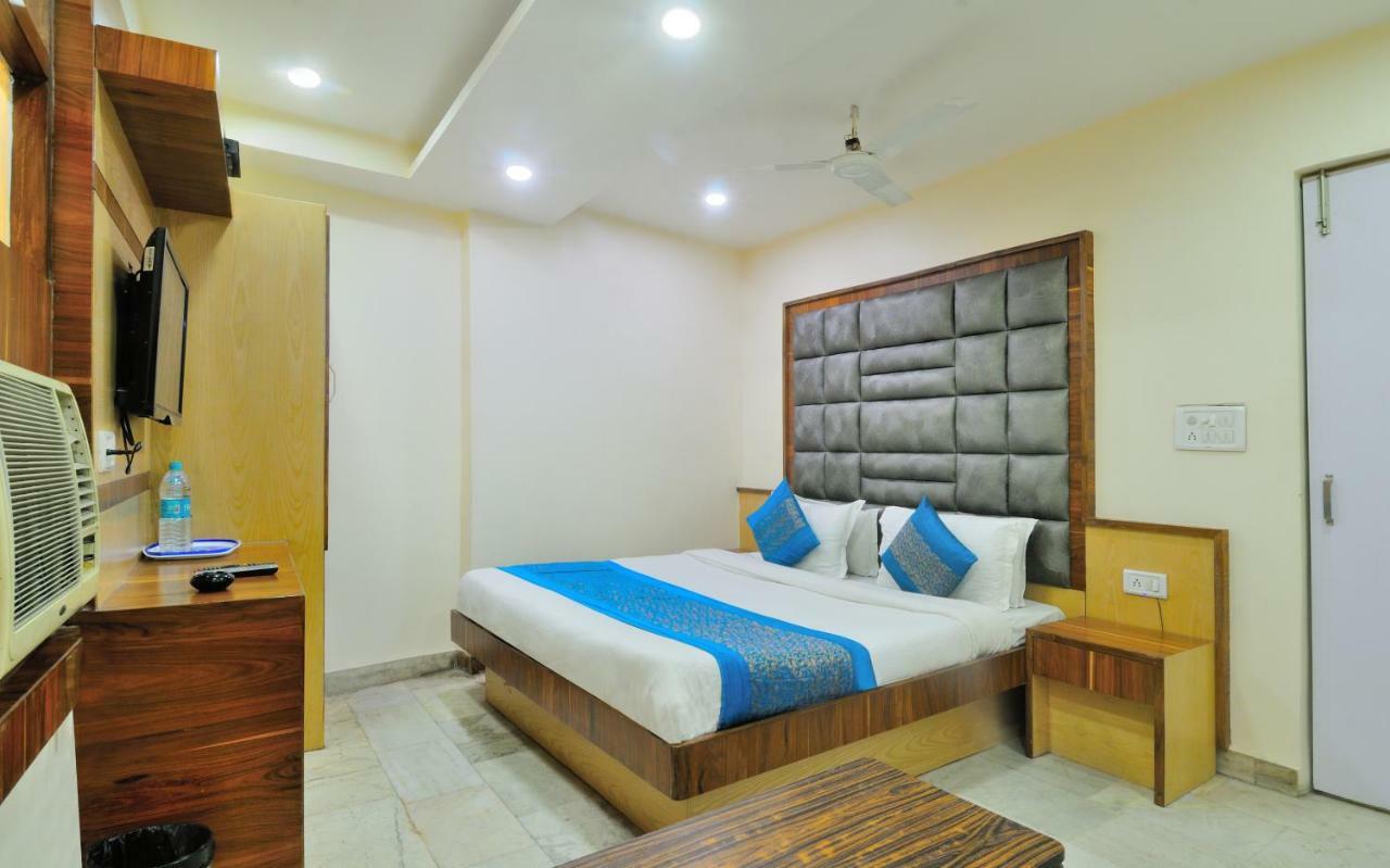 Hotel Lahorimal Deluxe Új-Delhi Kültér fotó